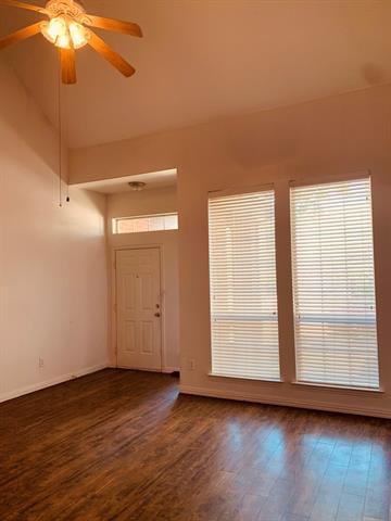 Photo - 852 Brockden Dr
