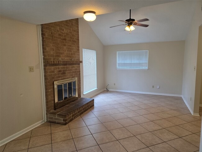 Photo - 4601 Reveille St