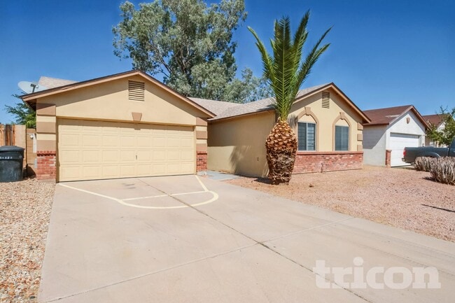 Photo - 102 W Ivyglen St