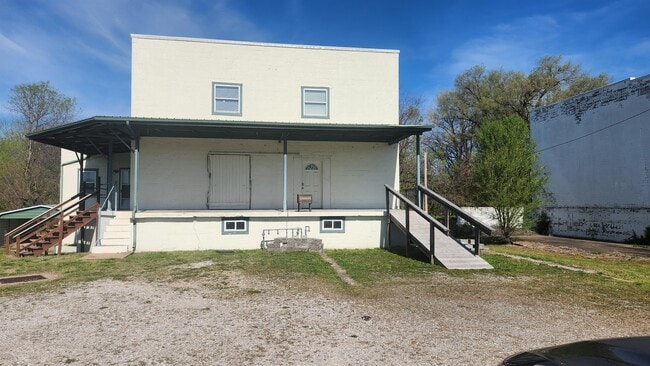 Building Photo - 501 Frisco St Unit 2