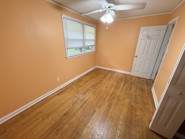 Photo - 3456 Harrison Rd