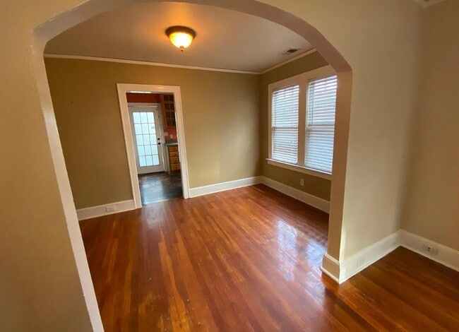 Photo - 3026 Church St