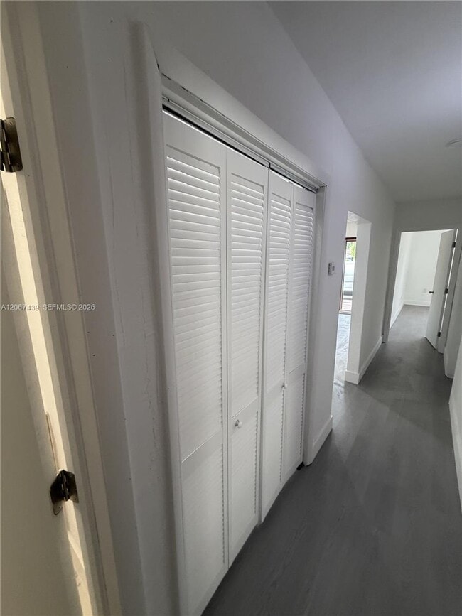 Photo - 2424 SW 21st Ter