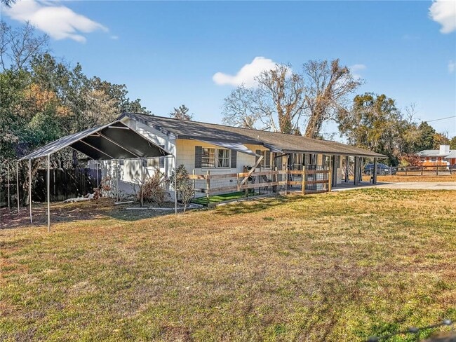 Photo - 2304 Country Club Rd