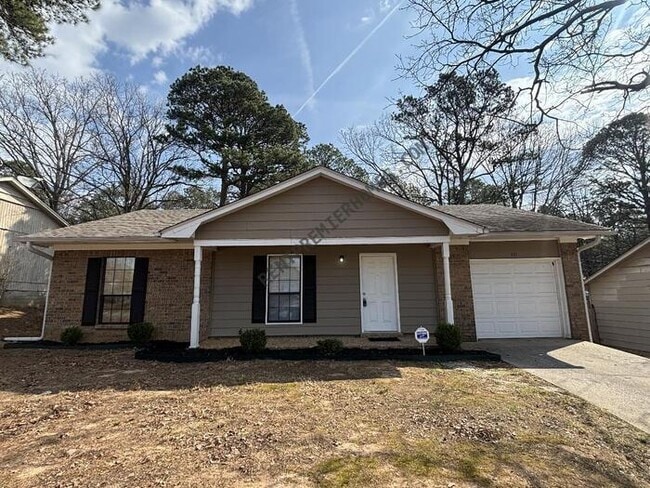 Building Photo - 111 Point W Cir