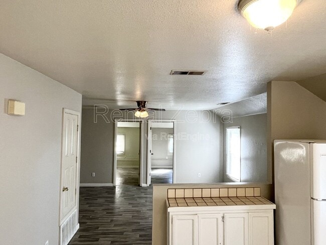 Photo - 355 W 22nd St