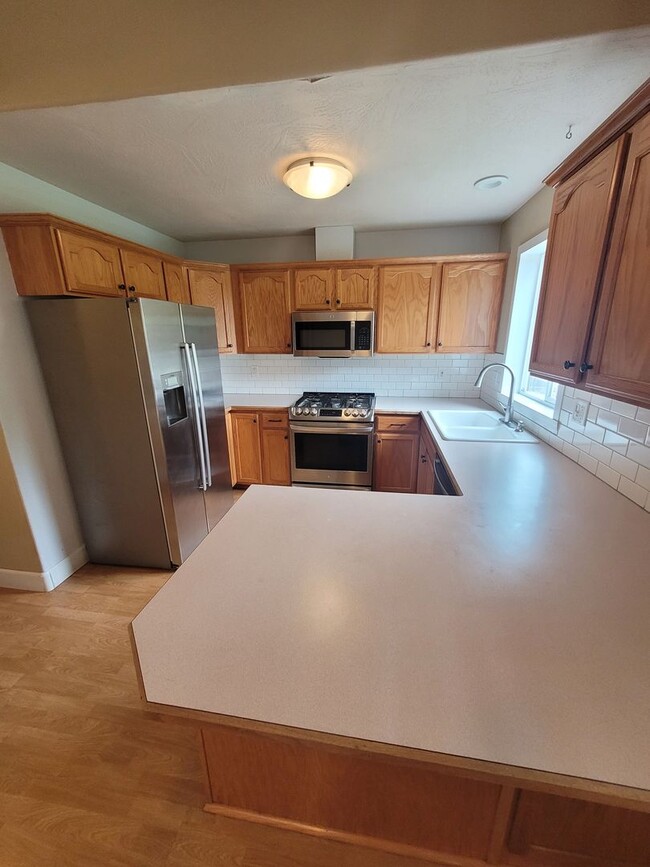 Photo - Charming and Spacious 3BB/2.5BA home for rent!  AVAILABLE NOW