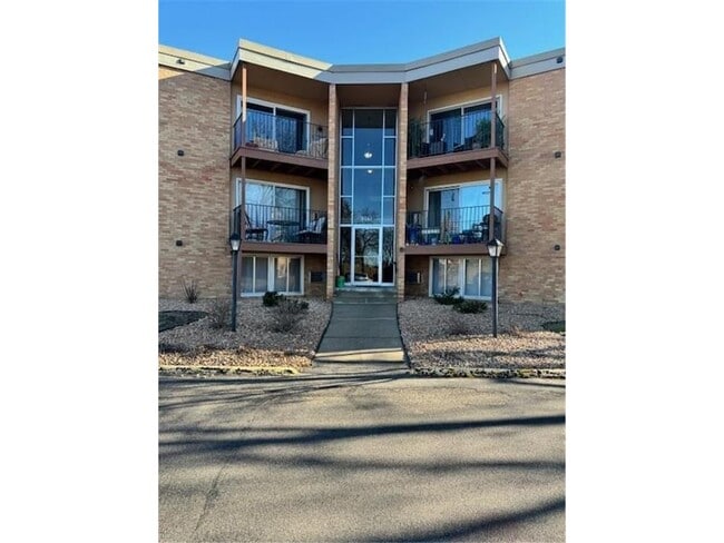 Building Photo - 9141 Hwy 55 Unit 306 Rental