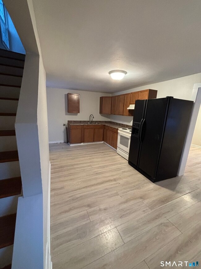 Photo - 456 N Main St