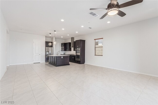 Photo - 298 Nine Mile Creek Dr