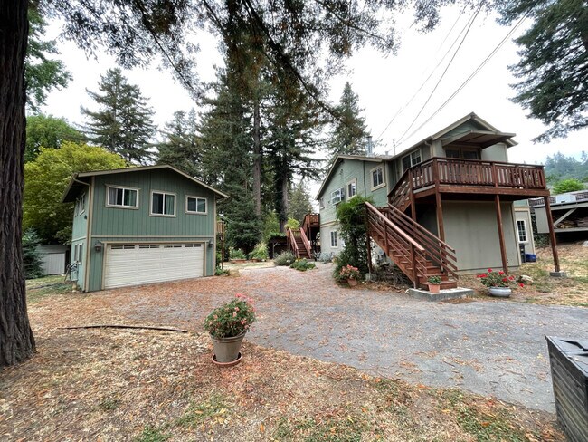 the property, I live on the right - 150 Park Ave