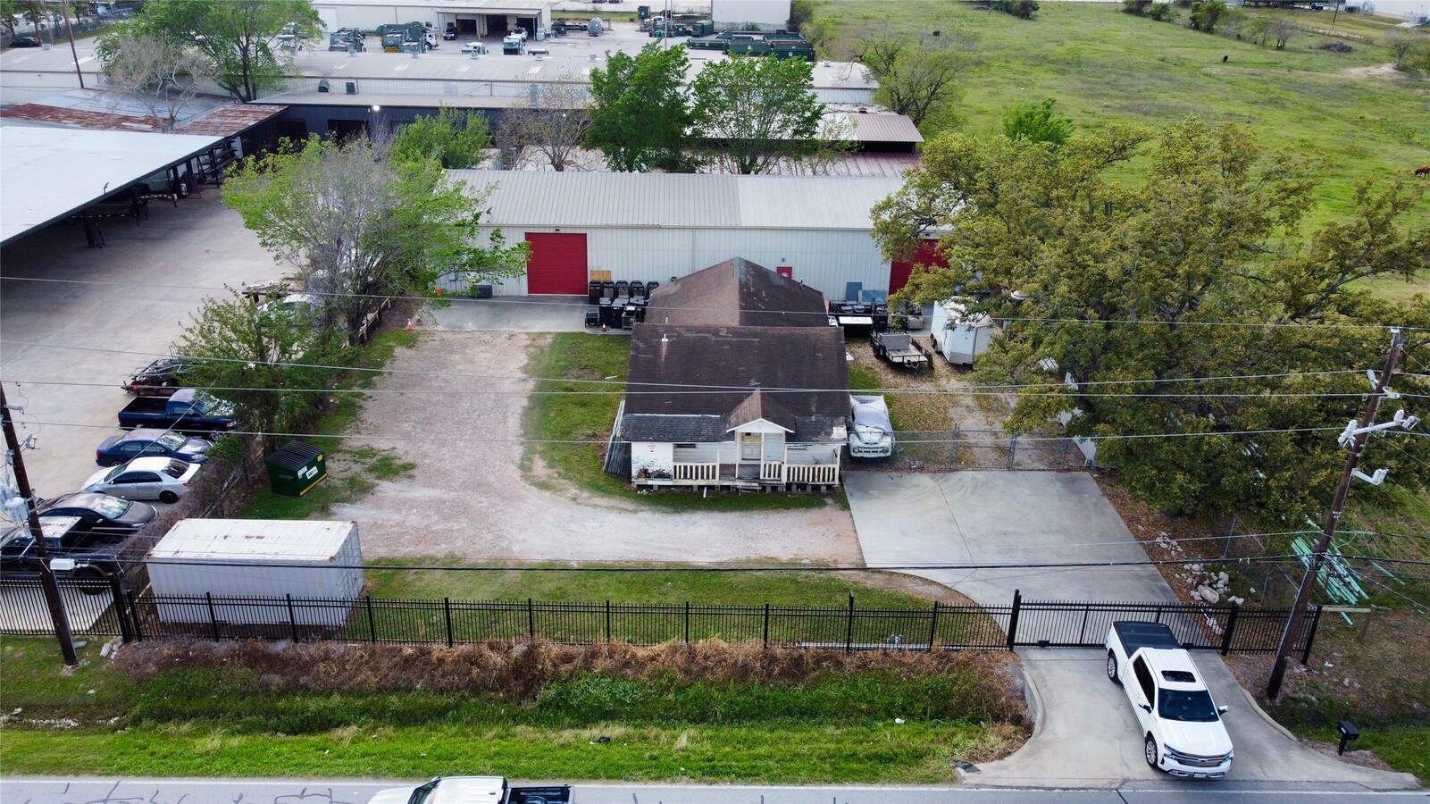 Photo - 6951 Windfern Rd
