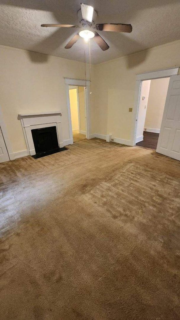 Photo - 1 Bedroom Apartment near Lake Olmstead