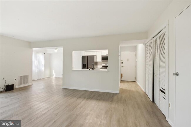 Building Photo - 1714 Country Mill Dr Rental