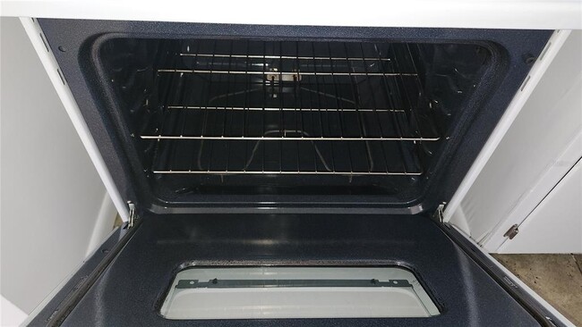 Photo - 1405 Ambassador Ave