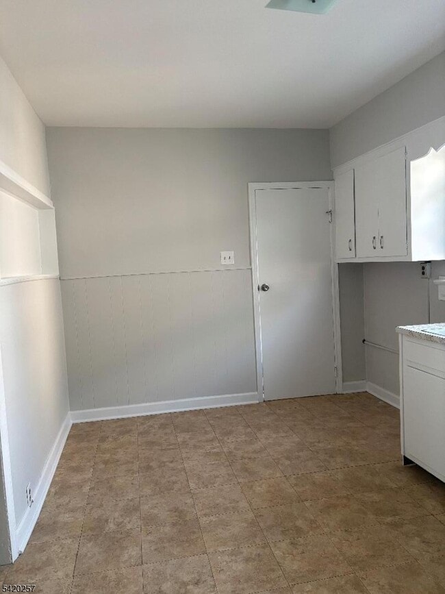 Photo - 161 Union Ave