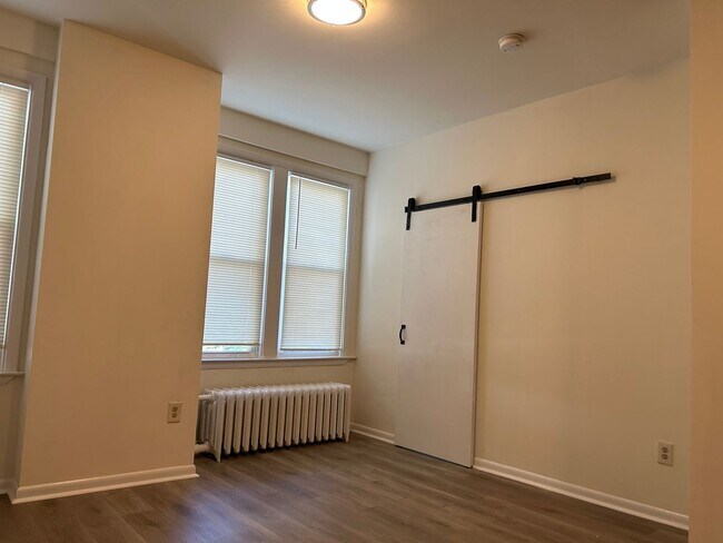 Photo - 336 Monmouth Unit APT 1