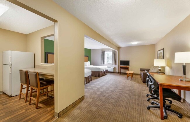 Photo - Furnished Studio-Newport News - I-64 - Jef...