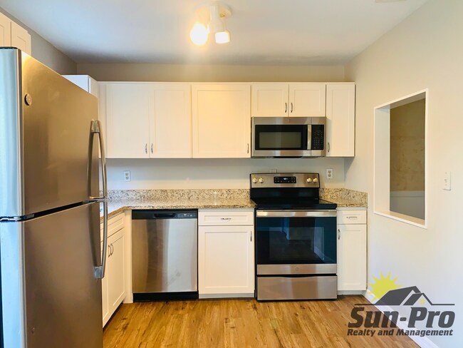 Photo - 980 Canal View Blvd