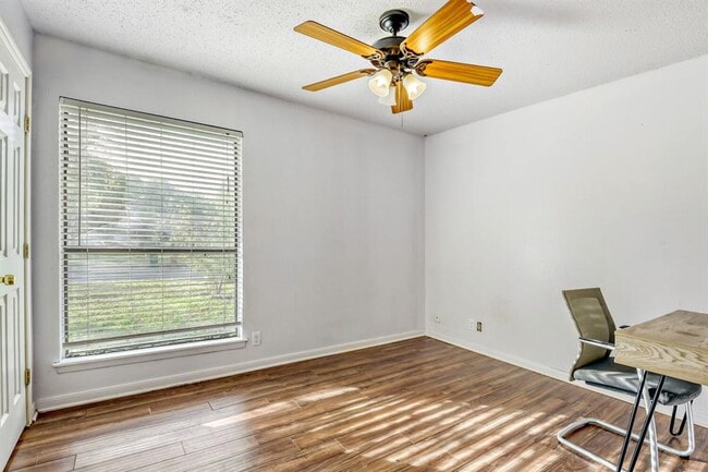 Photo - 12808 Irongate Ave