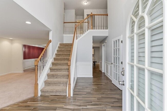 Photo - 345 Oxnard Cir SW