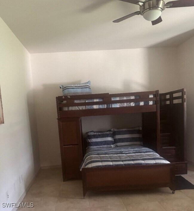 Photo - 333 5th St SW