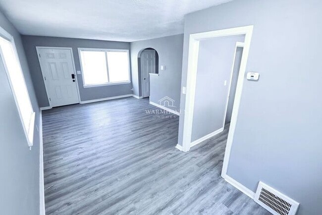 Photo - 3654 W 107th St