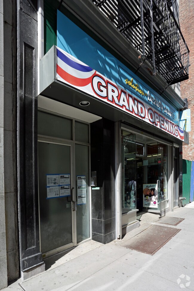 Photo - 138 Fulton St