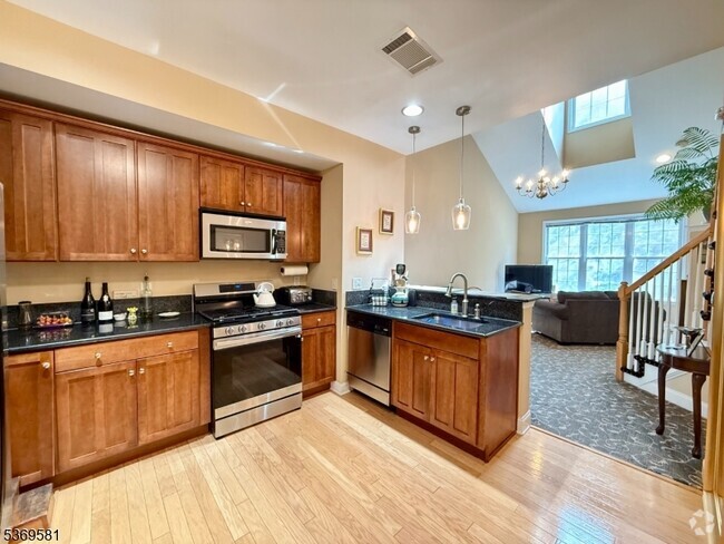 Building Photo - 8419 Sanctuary Boulevard Unit 8419 Rental