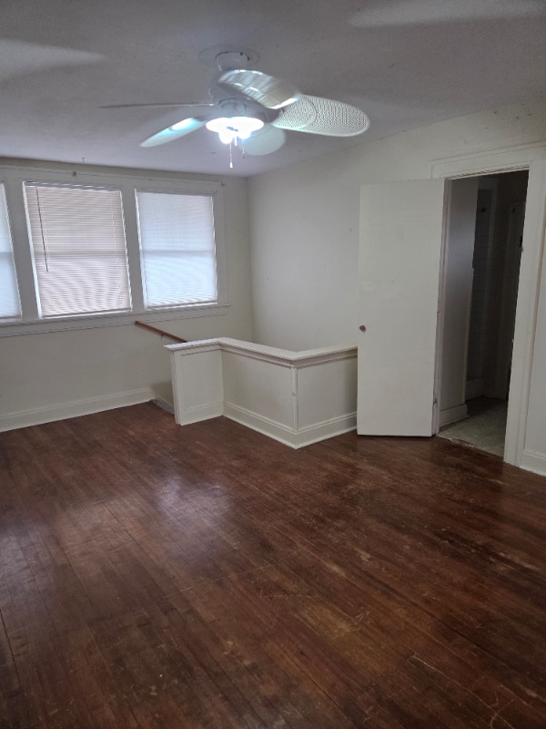 1039 N Woodrow Ave
