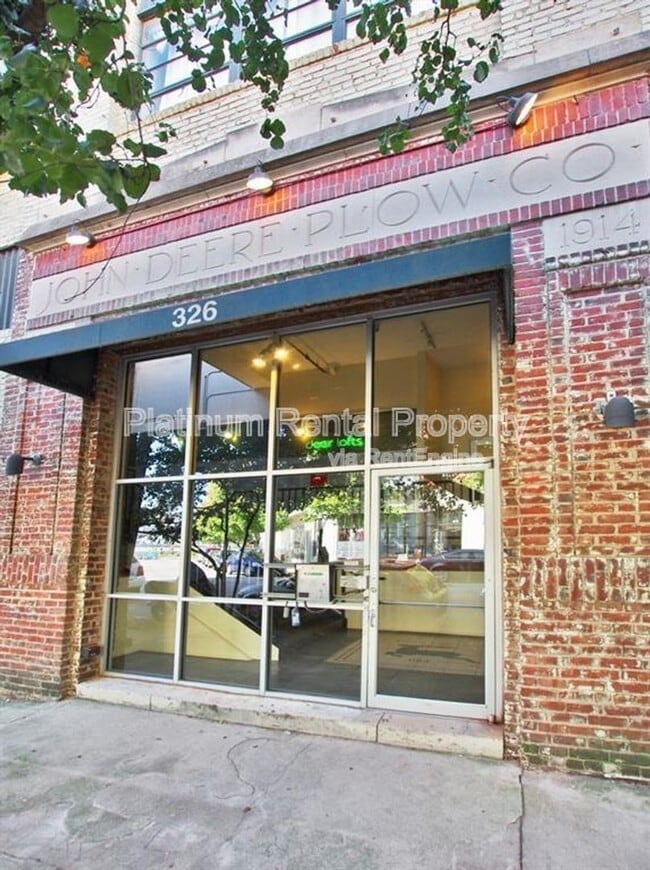 Photo - 326 Nelson St SW Unit 208