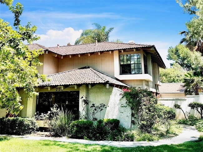 Photo - 229 W Yale Loop Casa