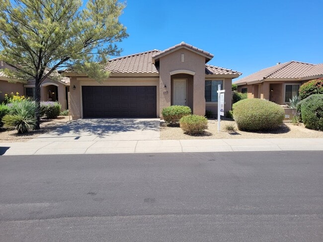 Building Photo - 2517 W Memorial Dr