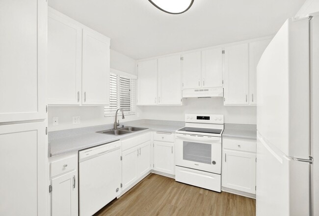 Valley Breeze Apartments