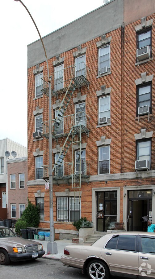 Photo - 173 Schenectady Ave Apartments