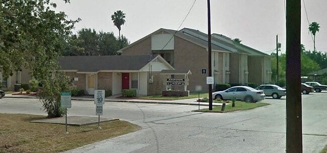 Photo - 650 N 7th St