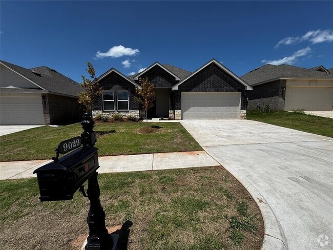 Building Photo - 9029 NW 149th Ter Rental