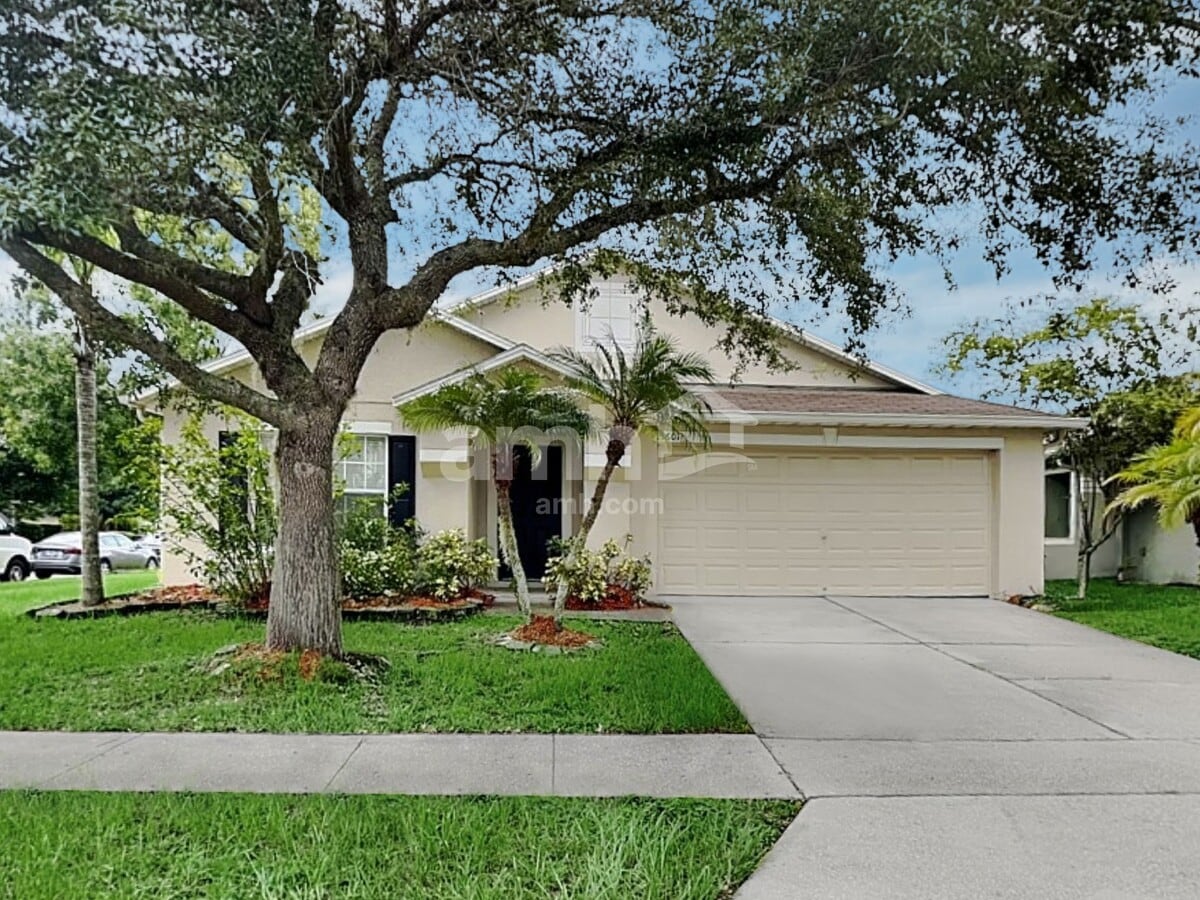 Photo - 15601 Sarcee Ct