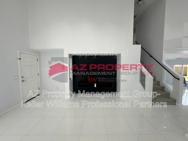 Photo - 11056 W Lane Ave