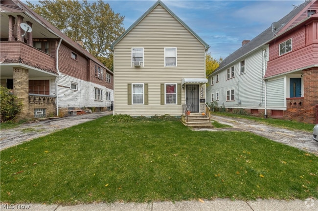 Building Photo - 3009 E 123rd St Rental
