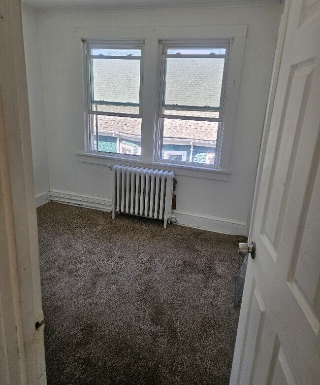 Photo - 77 Carroll St