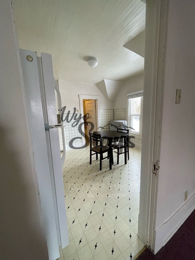 Photo - 625 Lewis St Unit A