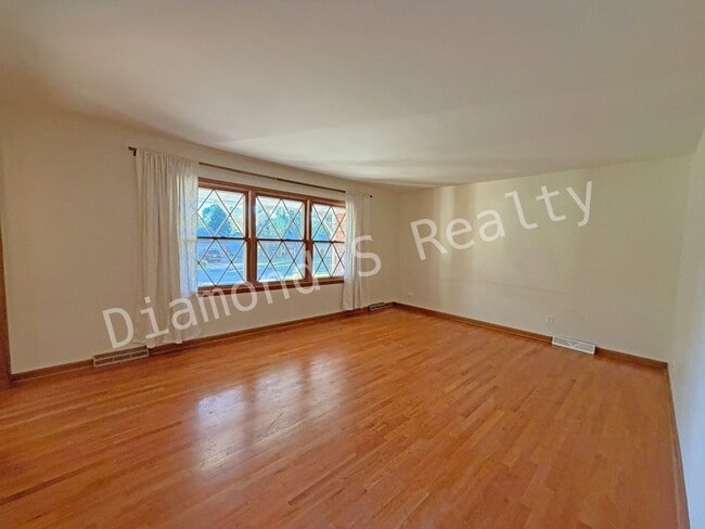 Photo - Southeast Springfield 3 Bedroom Home Avail...