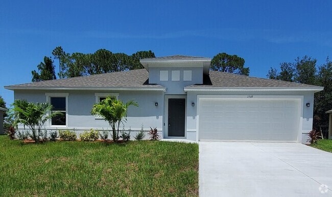 Building Photo - Beautiful 3/2 Home in Palm Bay!