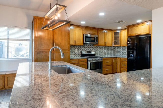 Photo - 7037 Luz De Espejo Dr