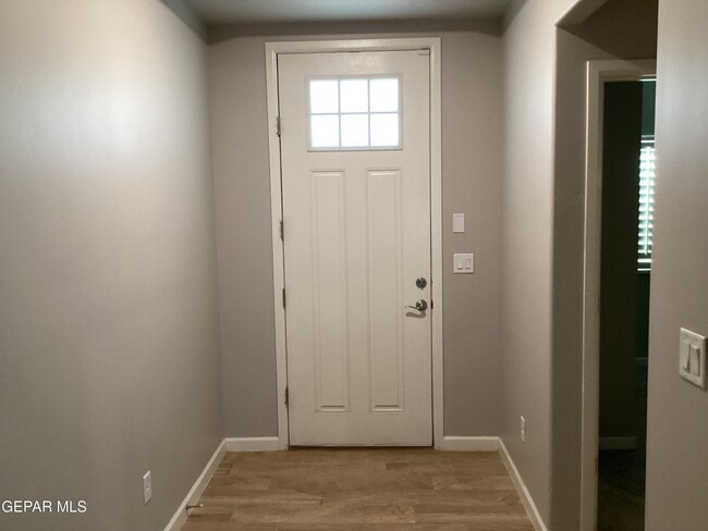 Photo - 1087 Brass Hl Ave