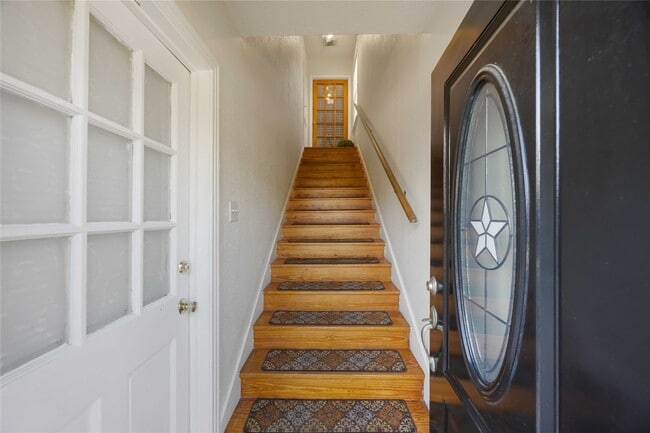 Photo - 2104 Winbern St