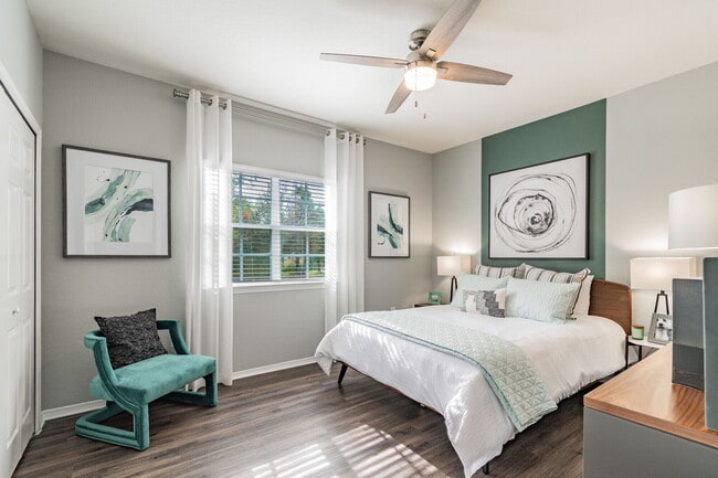THE PARQ AT CROSS CREEK