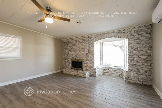 Photo - 2133 W Palmaire Ave