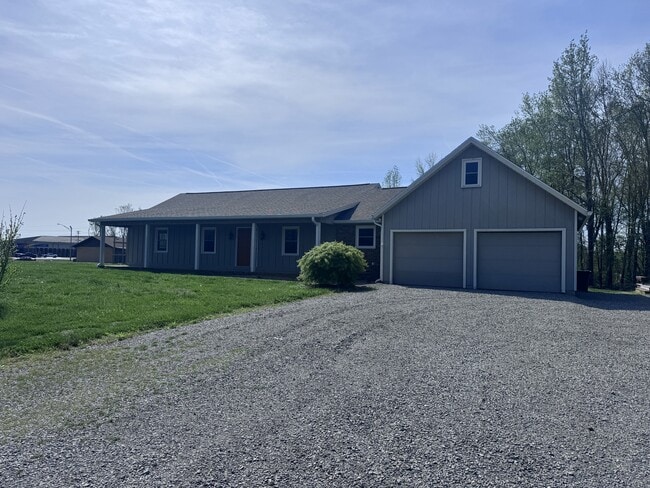 Building Photo - 49 Kingfisher Ln